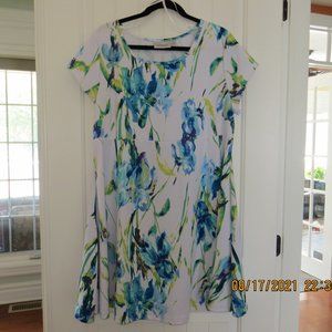NWOT Avenue Dress 18/20